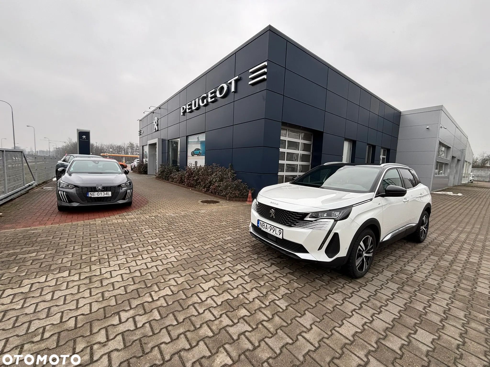 Peugeot 3008 1.2 PureTech GT S&S EAT8 - 1