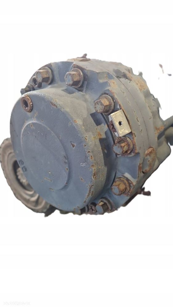Zwolnica Mostu Renault Kerax DXI Euro 4 / 5 8x4 6x4 4x4 Przód / Tył Lander - 1