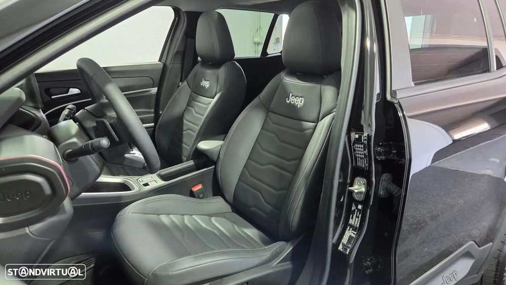 Jeep Avenger 1.2 e-Hybrid Summit DCT - 14