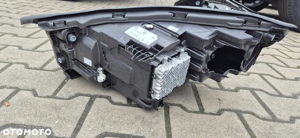 BMW iX2 eDrive20 66.5kWh M Sport Edition - 33