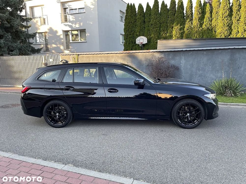 BMW Seria 3 318i Sport Line - 3