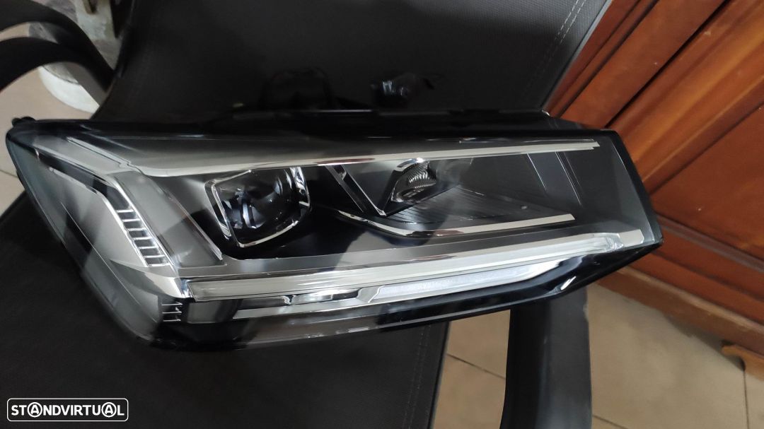 farol direito full Led Audi Q2 - 1