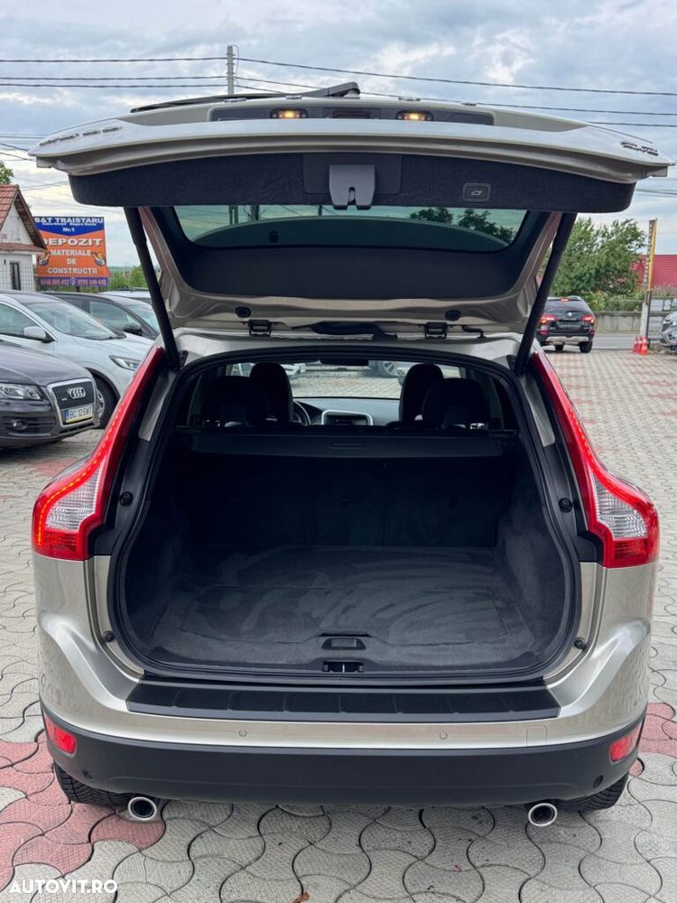 Volvo XC 60 - 10