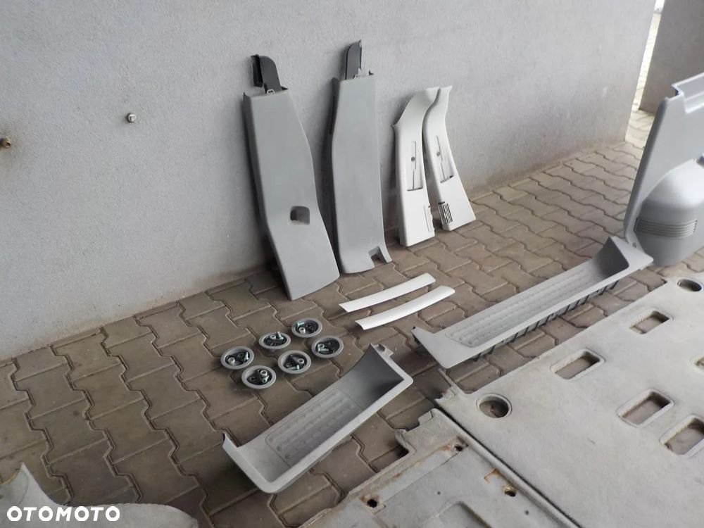 VW T5 T6 WYKŁADZINA GUMA PODŁOGA TYŁ KRÓTKI OSOBOWY - 5