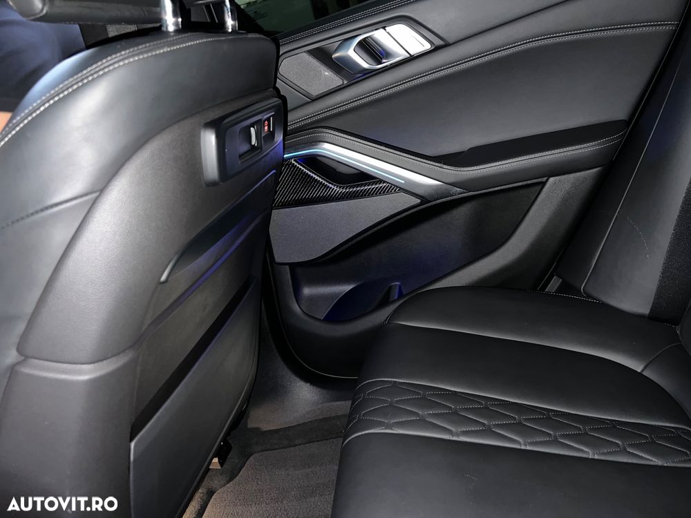 BMW X6 xDrive40i - 16
