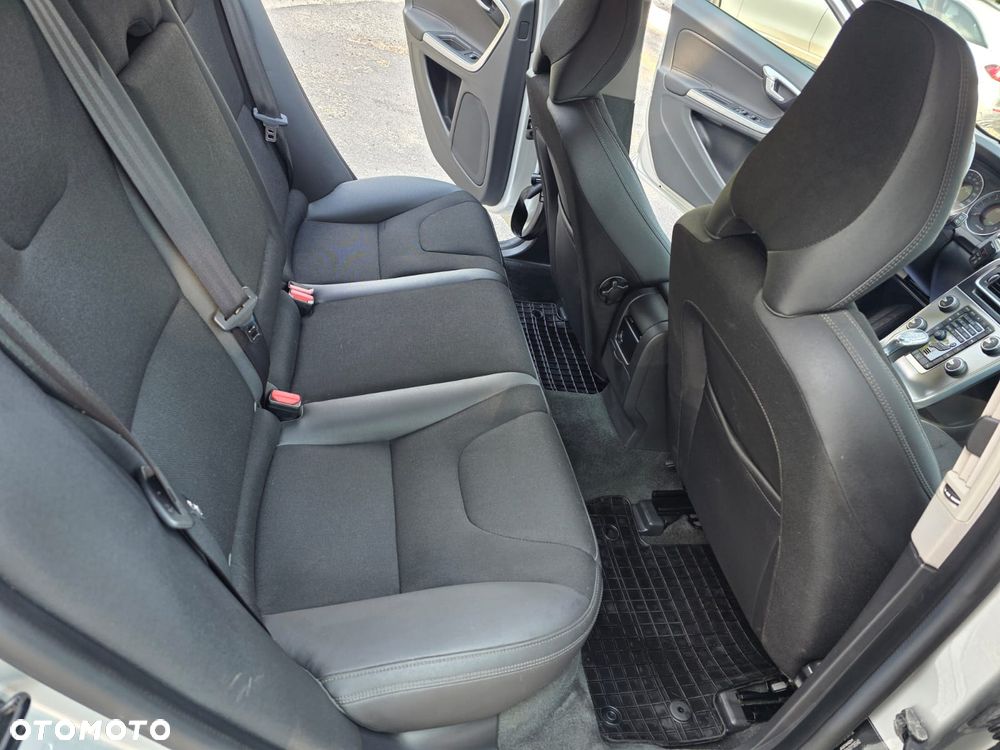 Volvo V60 - 24
