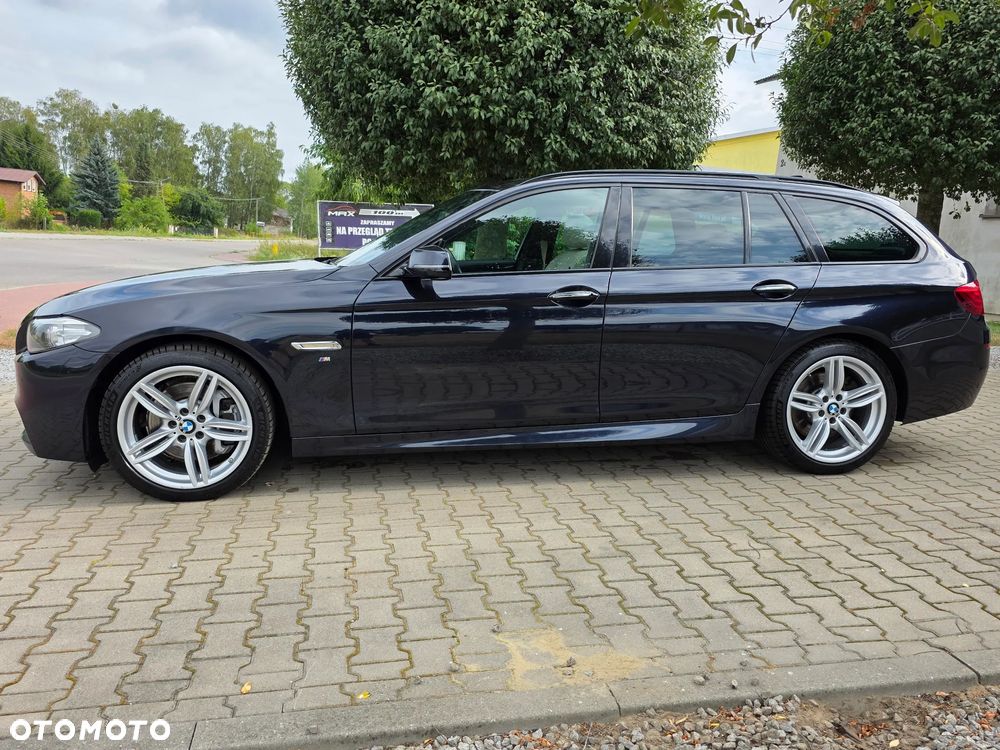 BMW Seria 5 530d xDrive Touring - 8