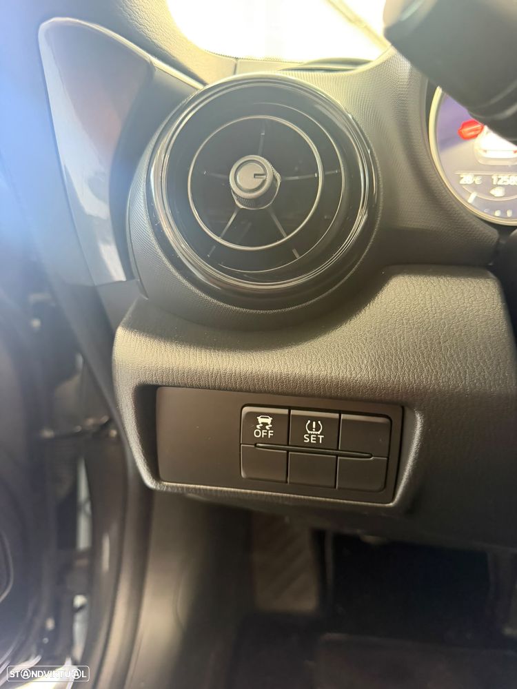 Mazda MX-5 MZR 1.5 RF Sky.Evolve - 11