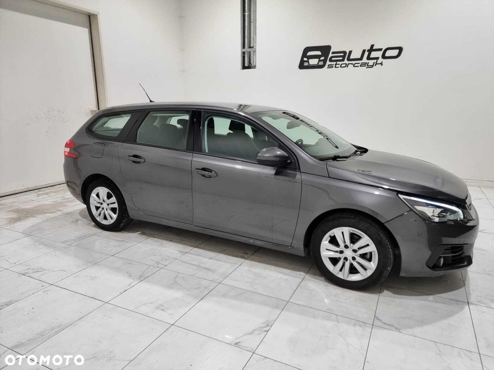 Peugeot 308 - 11