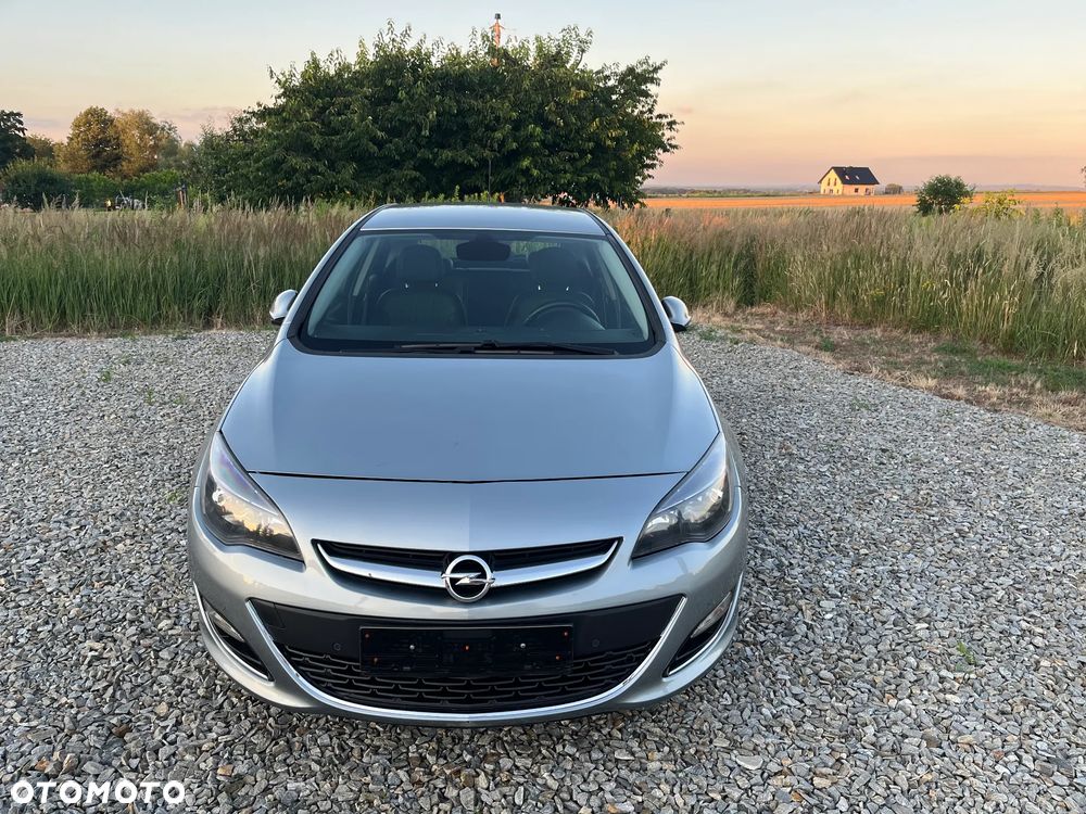 Opel Astra 1.4 Turbo Innovation - 38