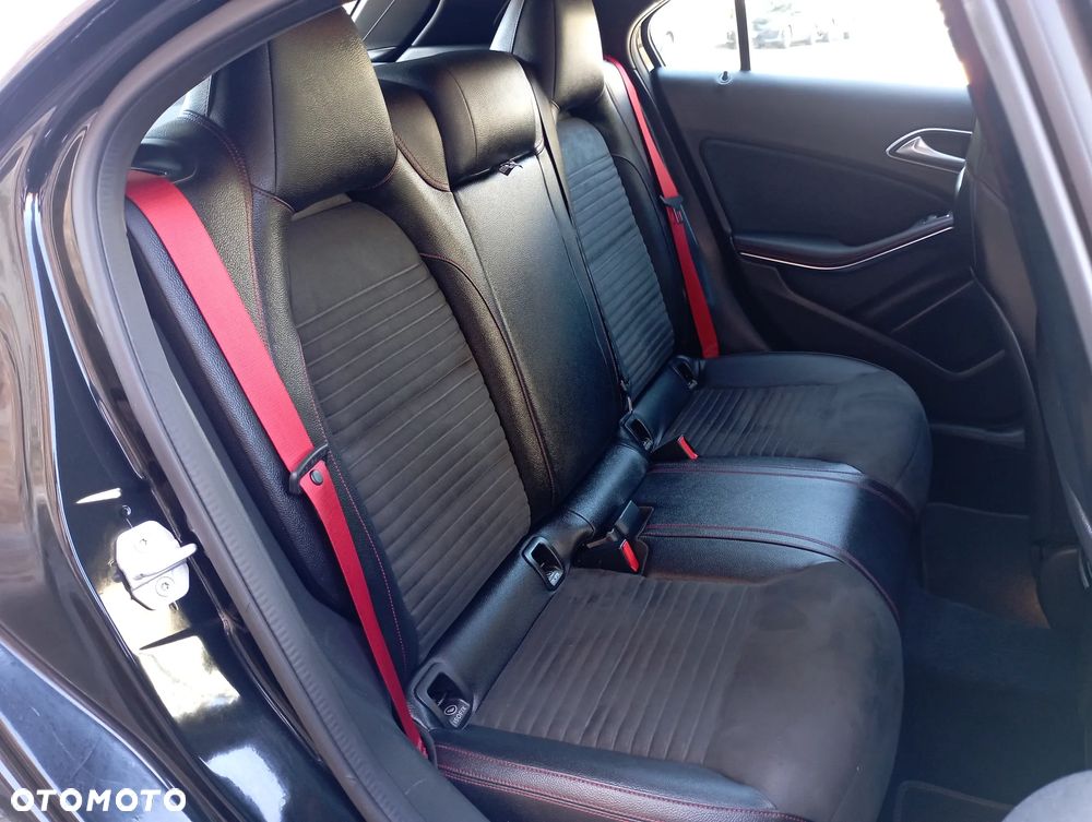 Mercedes-Benz Klasa A 250 7G-DCT Sport - 11