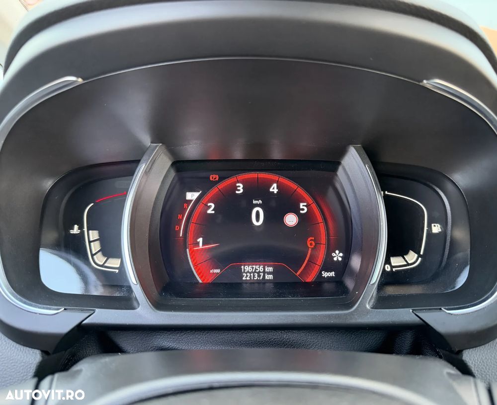 Renault Scenic ENERGY TCe 140 EDC BOSE EDITION - 13