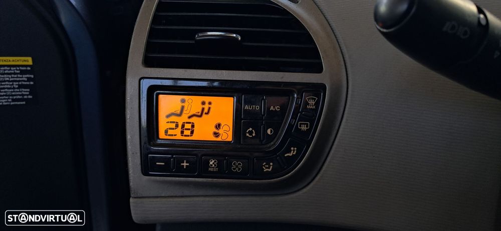 Citroën C4 Grand Picasso 1.6 HDi Exclusive CMP6 - 9