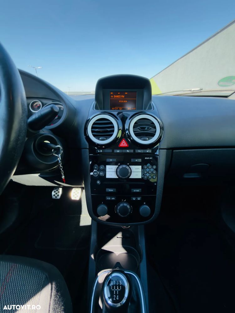 Opel Corsa - 10