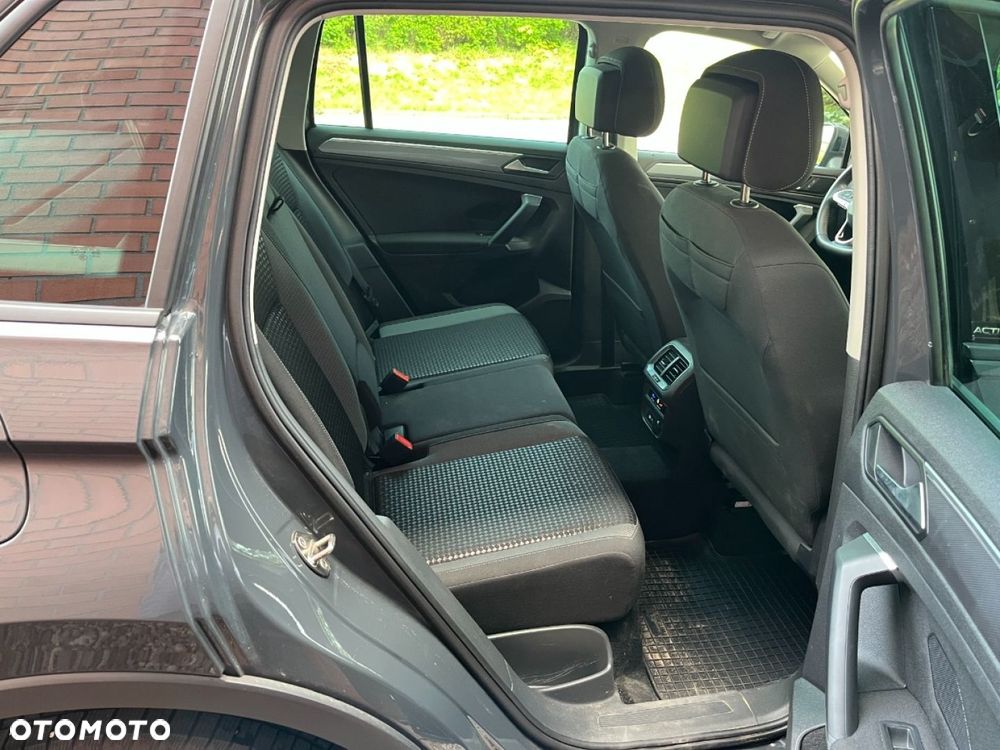 Volkswagen Tiguan 2.0 TDI SCR DSG ACTIVE - 28