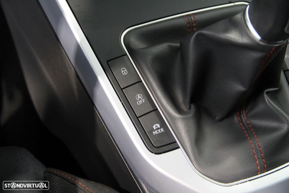 SEAT Arona 1.0 TSI FR - 22