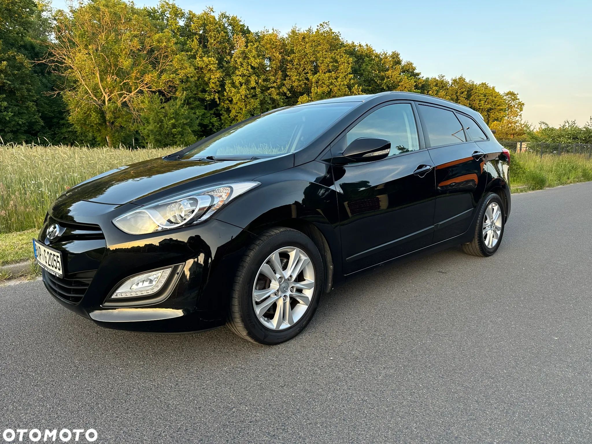 Hyundai i30 i30cw 1.6 Fifa World Cup Edition - 1