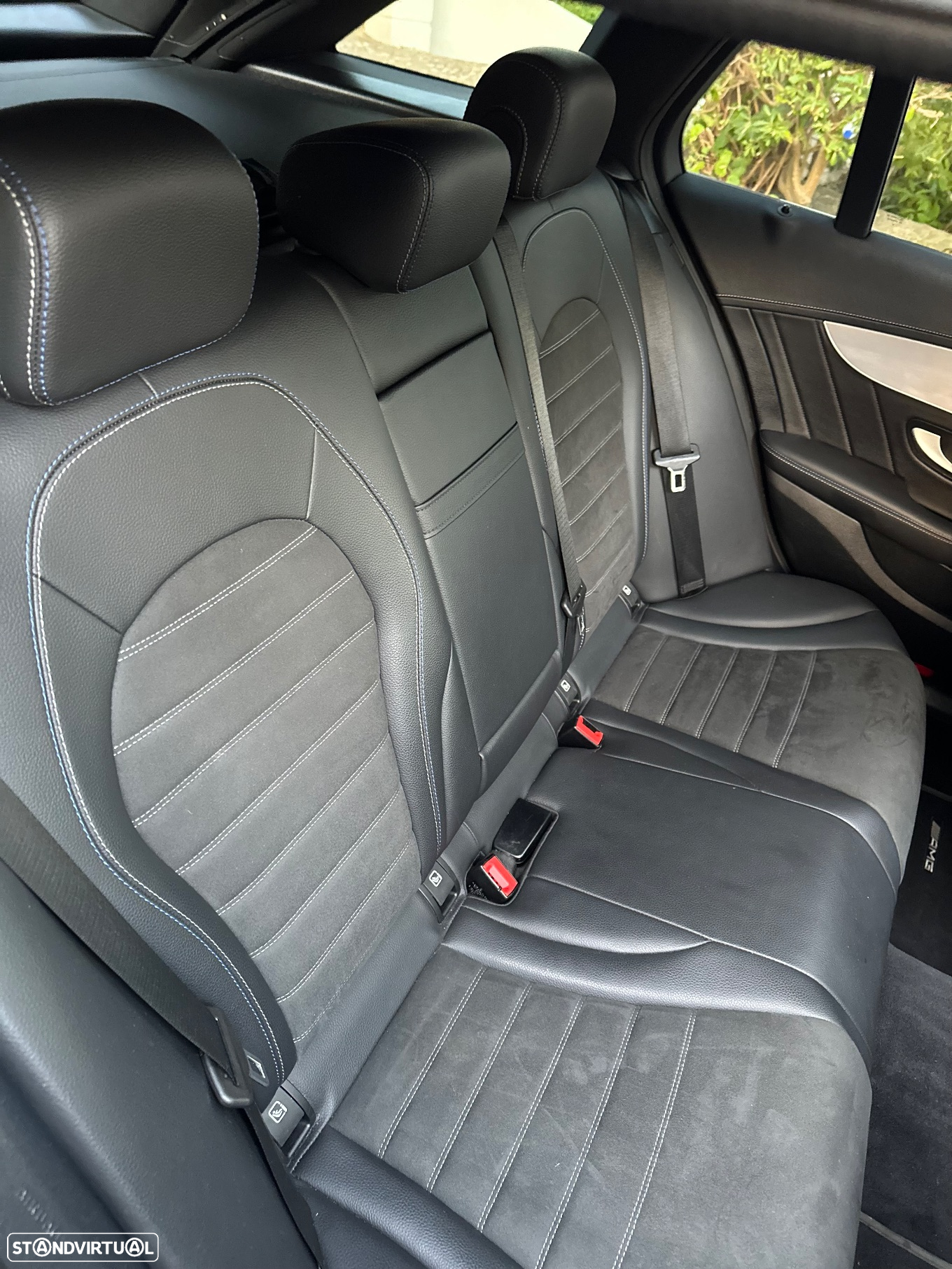 Mercedes-Benz C 300 de AMG Line - 11