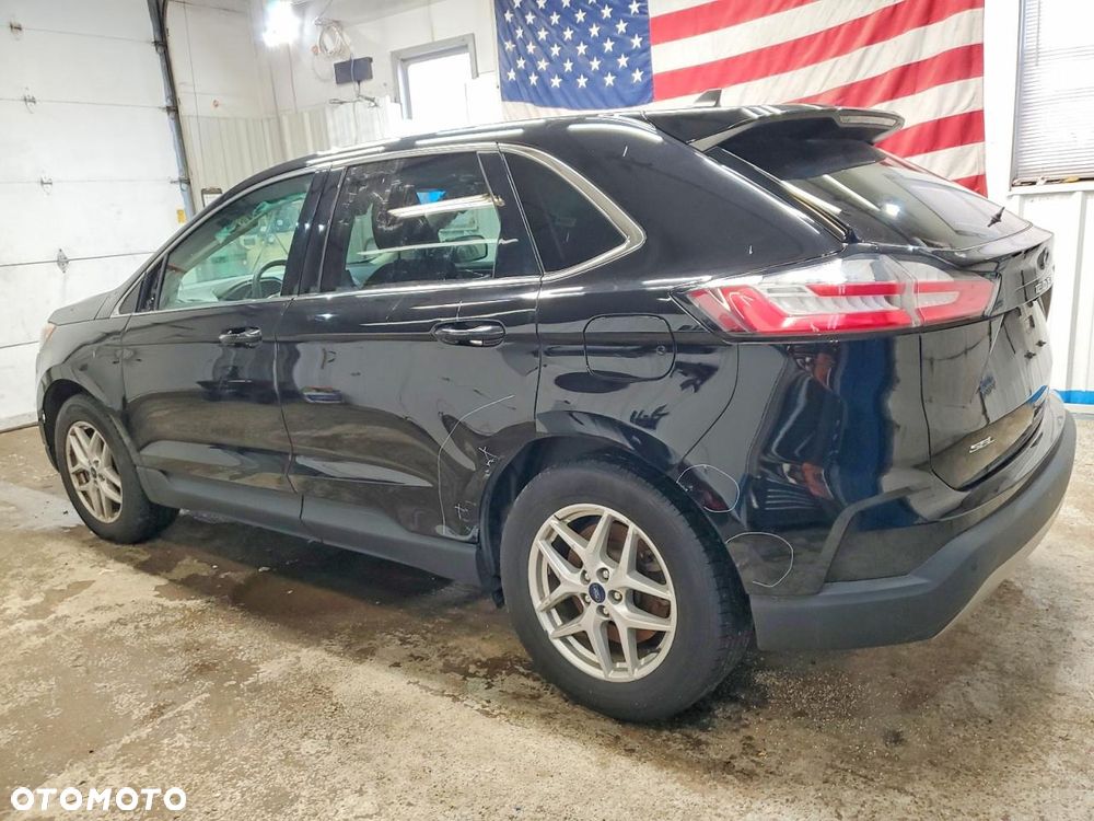 Ford Edge - 16