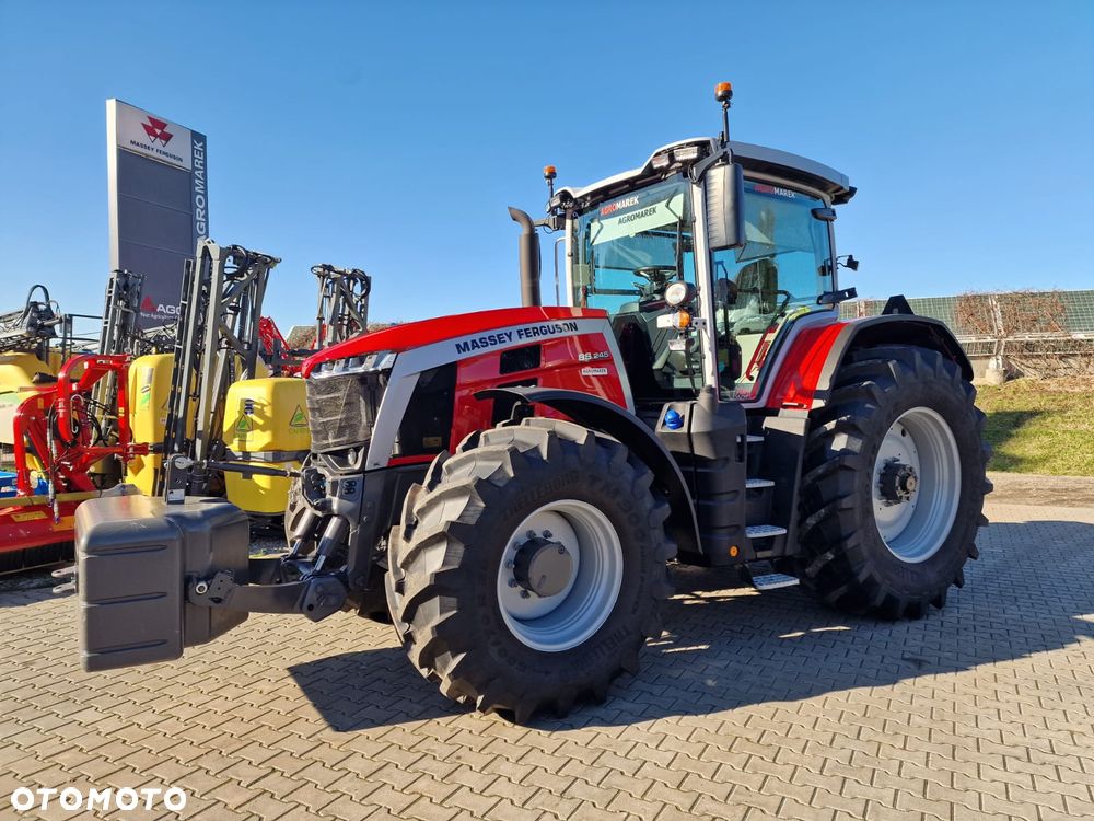 Massey Ferguson 8s.245 Exclusive
