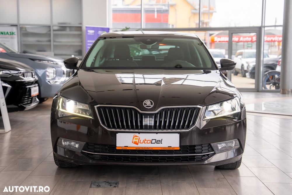 Skoda Superb 2.0 TDI DSG Active - 6