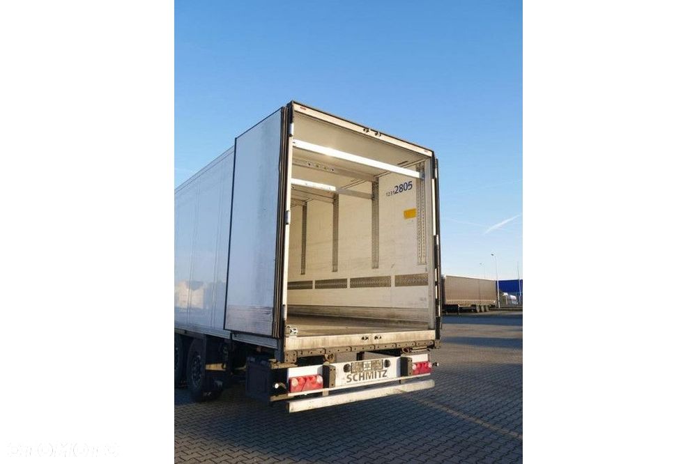 Schmitz Cargobull Trailer Reefer Flower Width & Double Stock Straight - 8