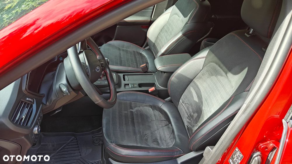 Ford Kuga 1.5 EcoBoost FWD ST-Line X - 13
