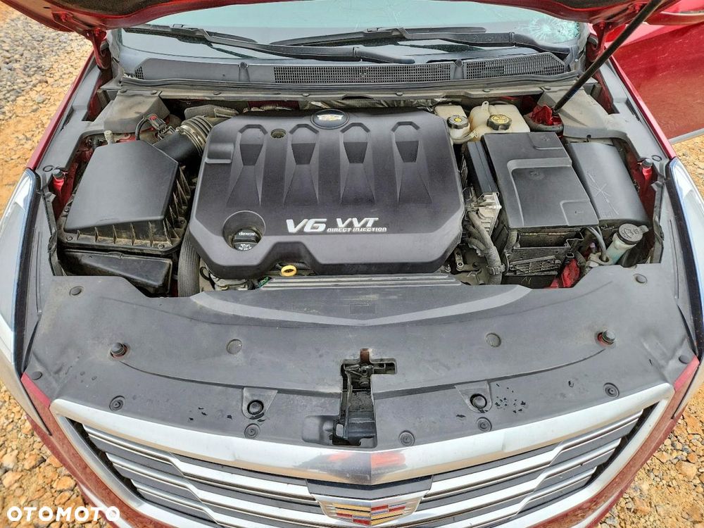 Cadillac XTS - 12