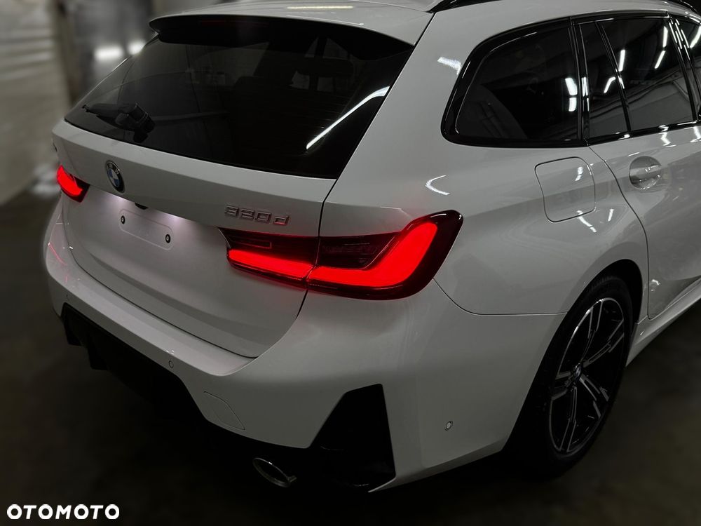 BMW Seria 3 320d xDrive mHEV M Sport - 15
