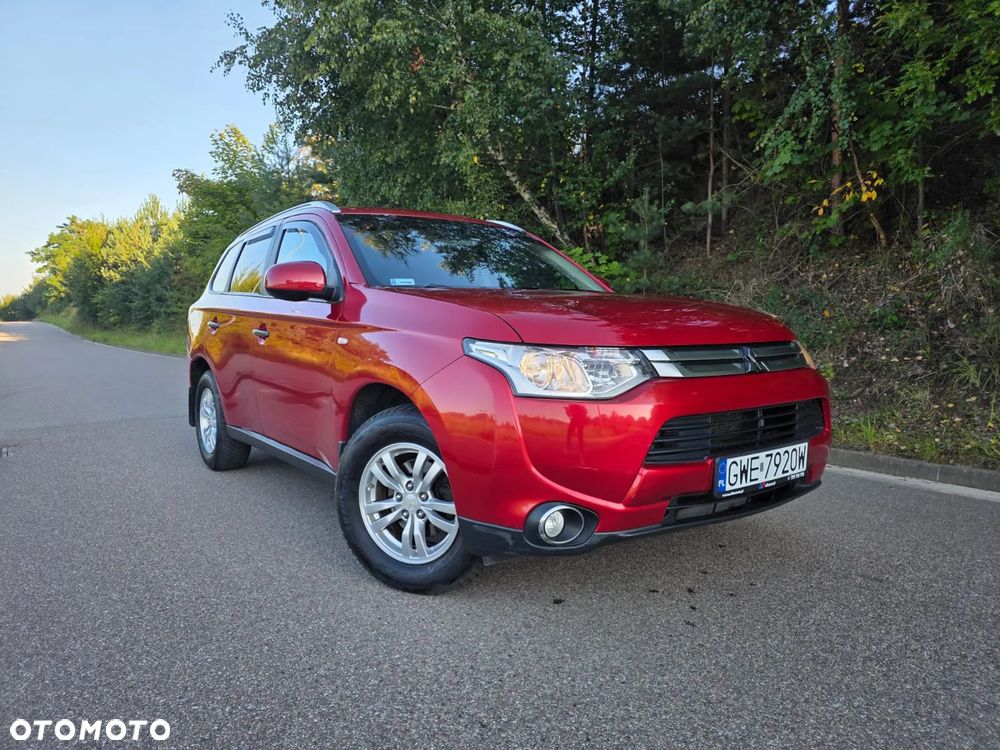 Mitsubishi Outlander 2.0 Intense + 2WD - 2