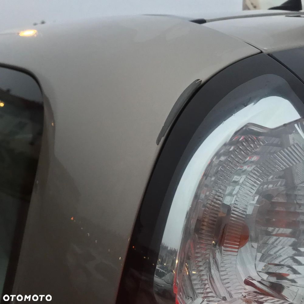 Citroën C3 Picasso 1.4i Attraction - 6