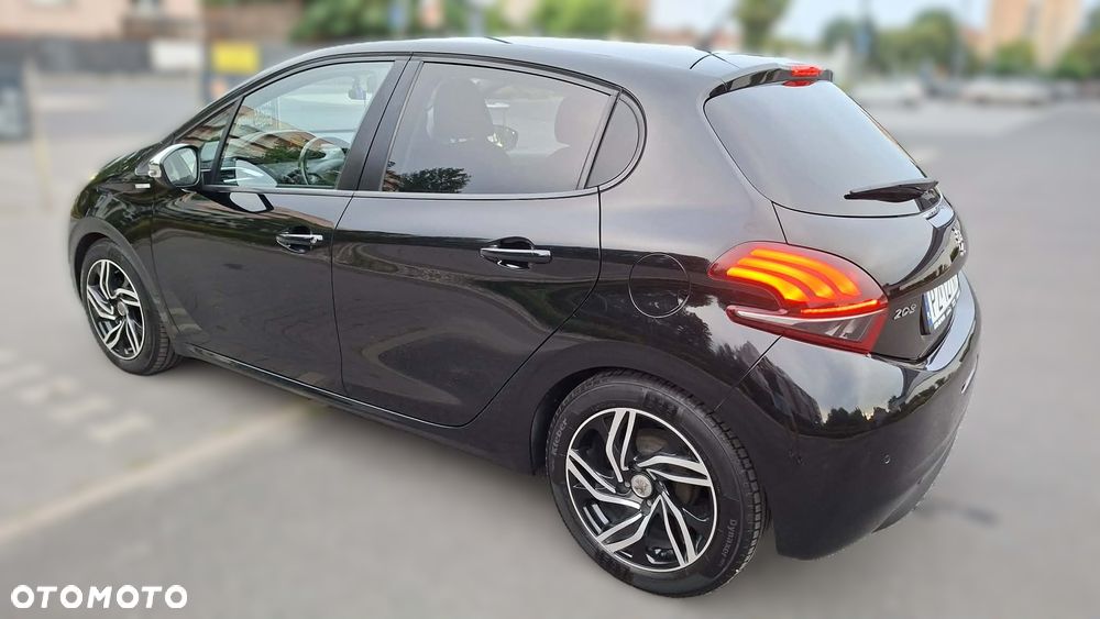 Peugeot 208 1.2 PureTech Active - 6