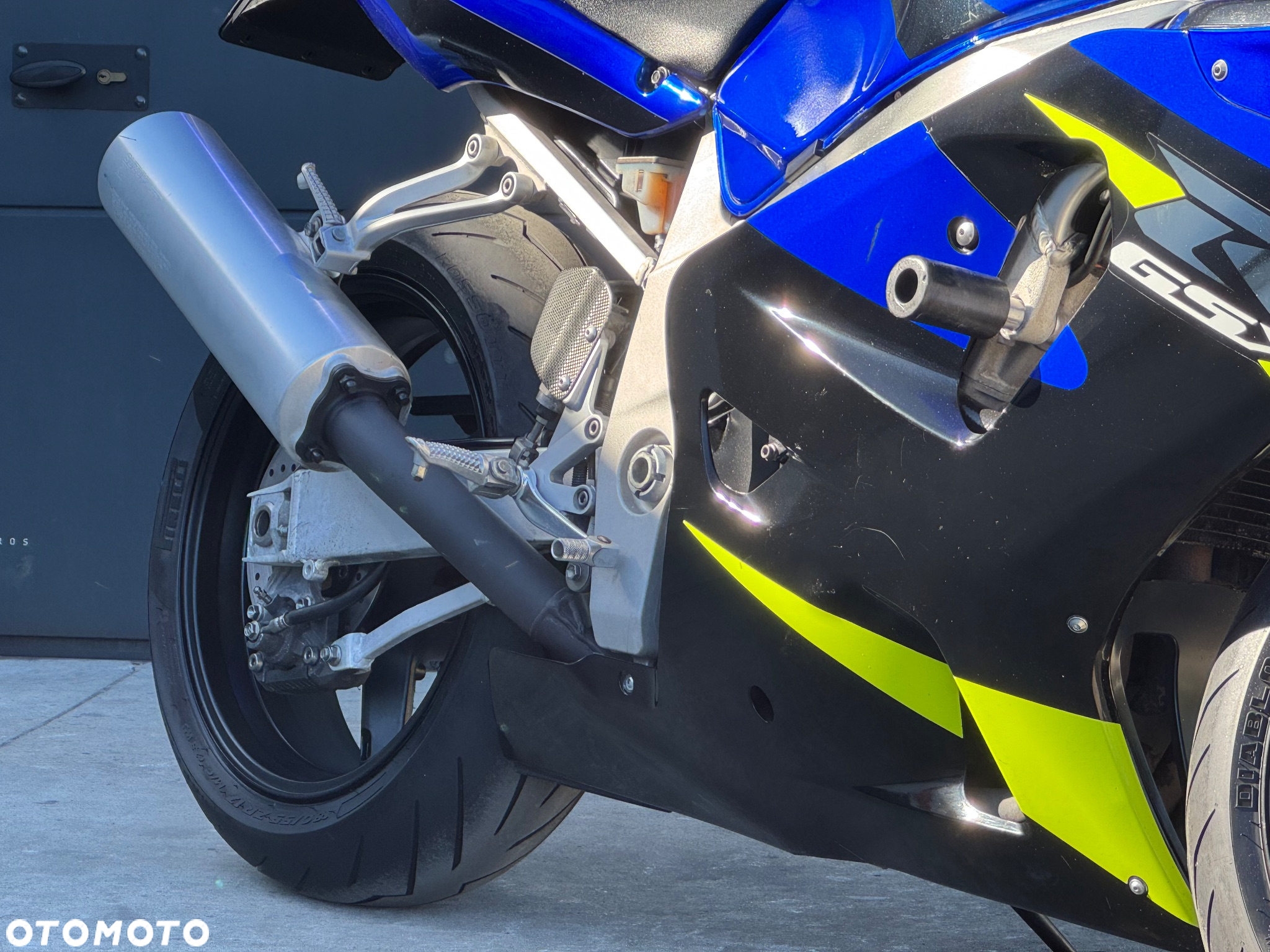 Suzuki GSX-R - 7