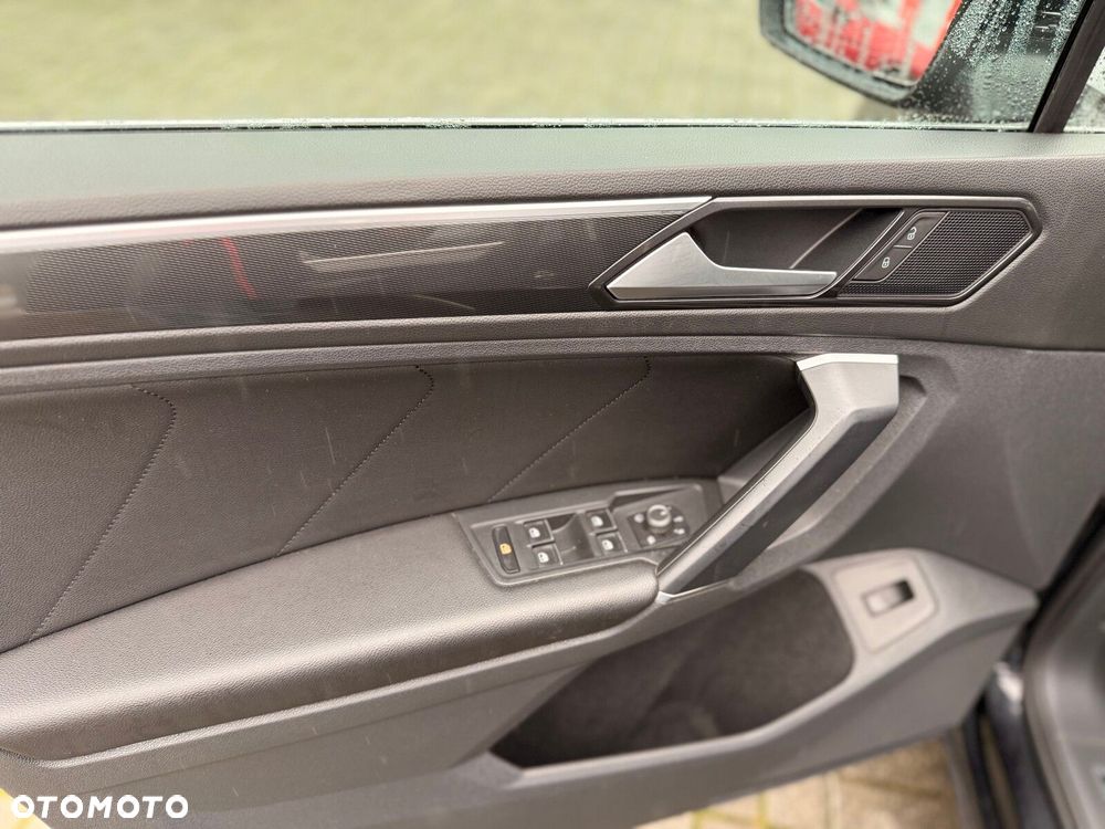 Volkswagen Tiguan 2.0 TSI BMT 4Mot Highline DSG - 25