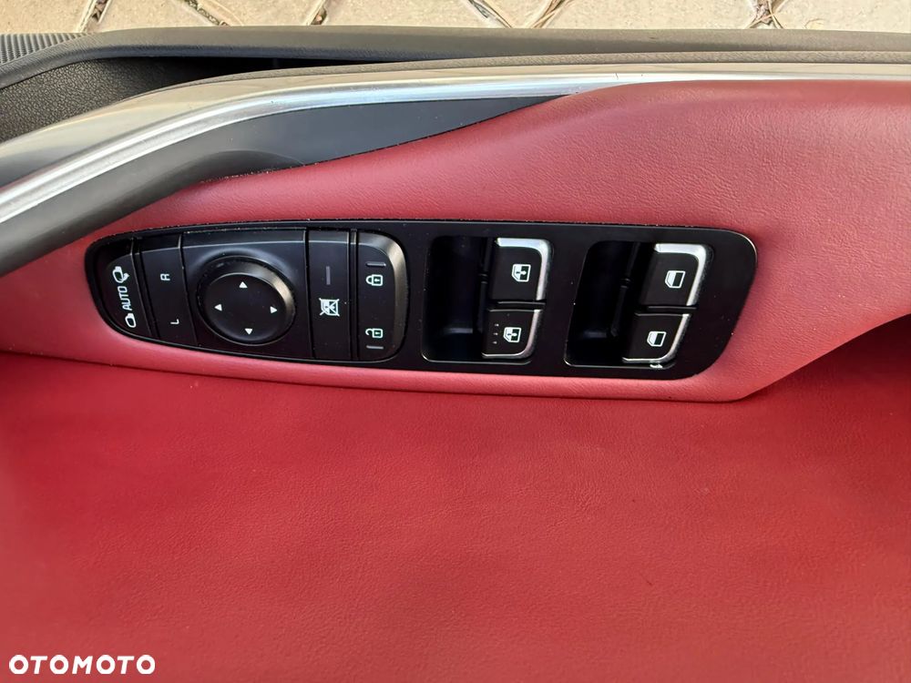 Kia Stinger 3.3 T-GDI V6 GT AWD - 20