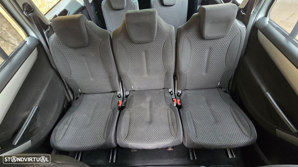 Citroën C4 Grand Picasso 1.6 HDi Confort CMP6 - 31