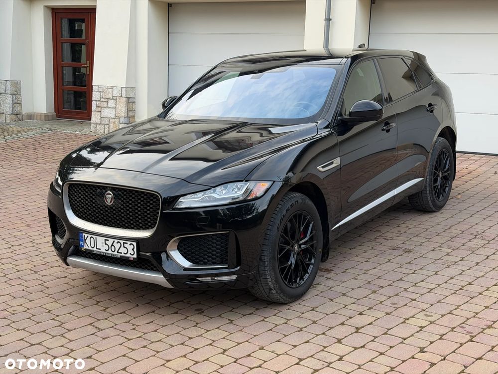 Jaguar F-Pace S AWD - 1