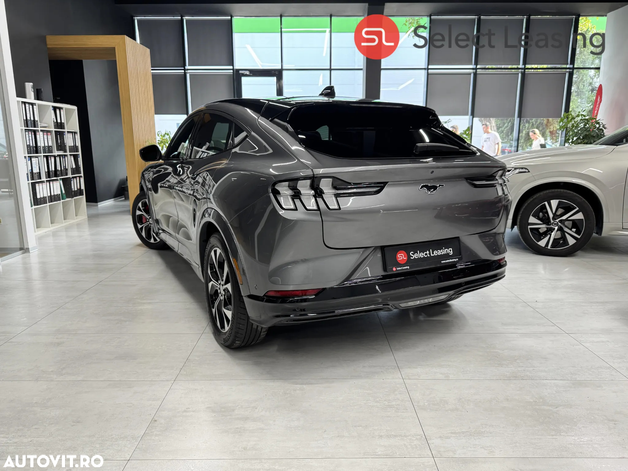 Ford Mustang Mach-E AWD Extended Range 258 kW Premium - 4