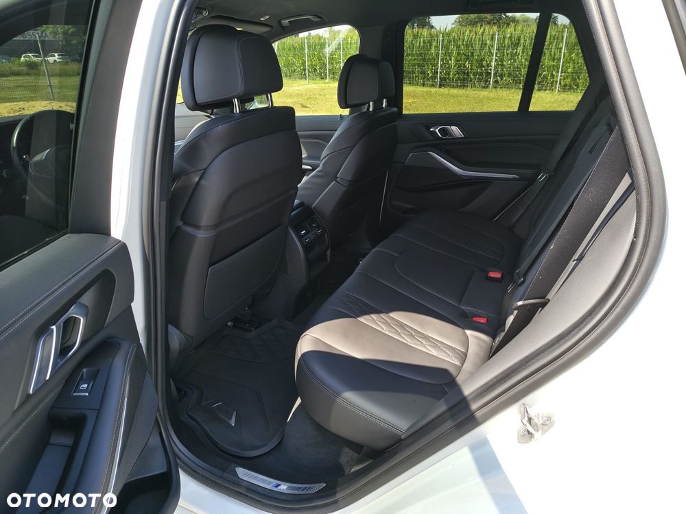 BMW X5 xDrive25d - 23