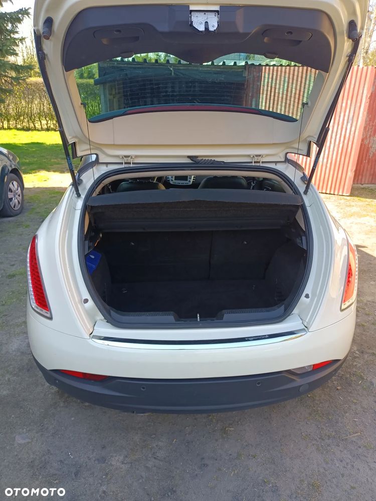 Lancia Delta 1.4 T-Jet 16v Platino - 6
