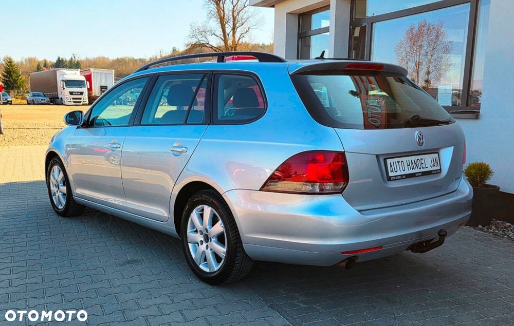 Volkswagen Golf - 26