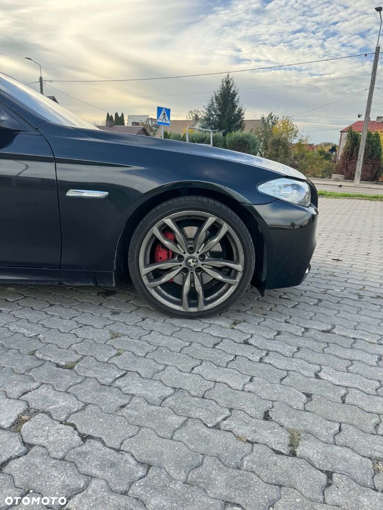 BMW Seria 5 530d xDrive - 8