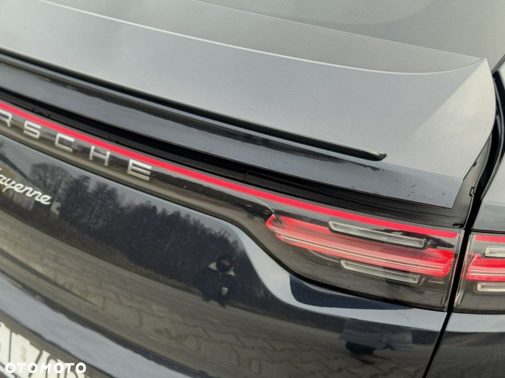 Porsche Cayenne - 19