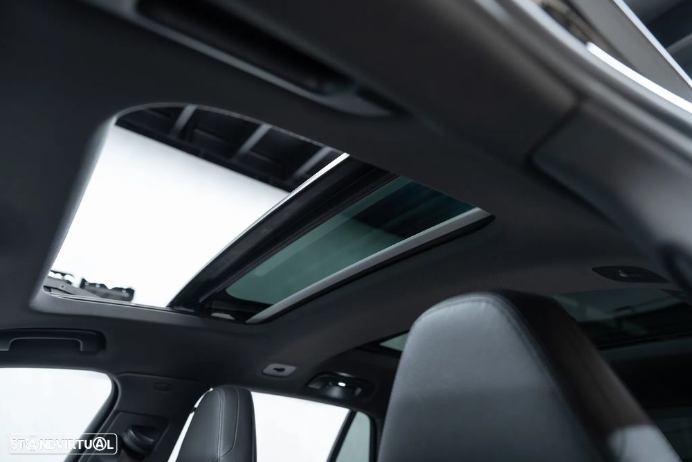 Porsche Panamera Sport Turismo - 50