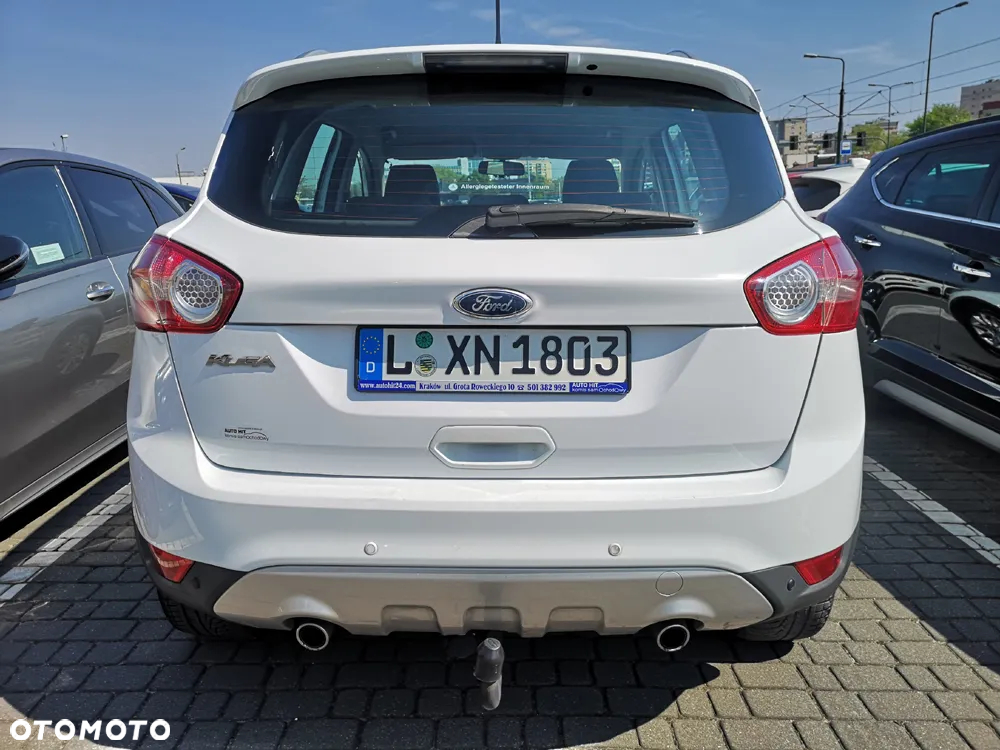 Ford Kuga 2.0 TDCi 2x4 Trend - 4