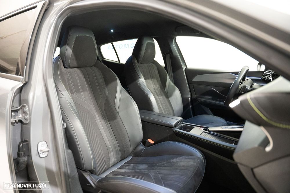 Peugeot 408 1.2 PureTech GT EAT8 - 19