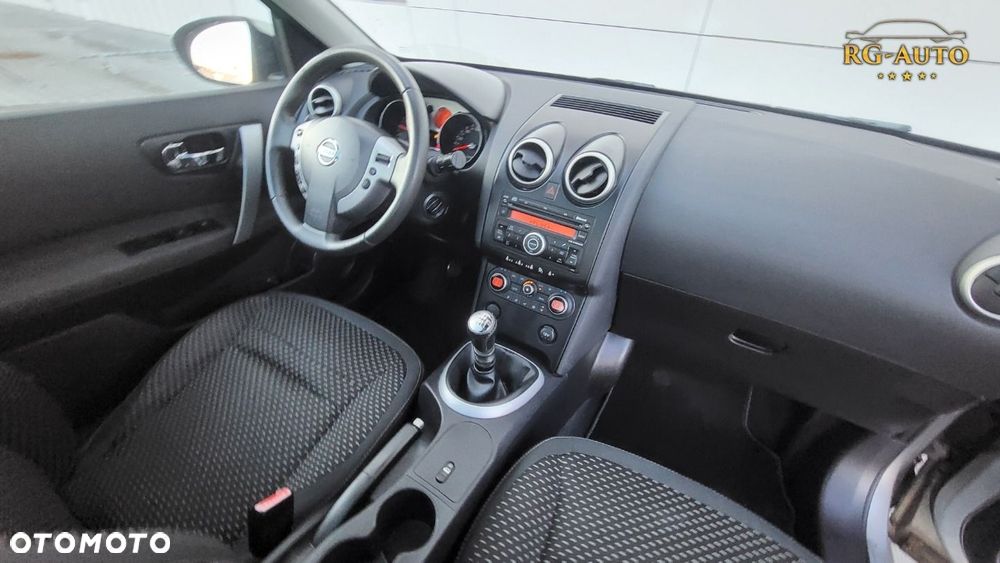 Nissan Qashqai - 23