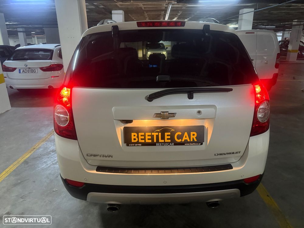 Chevrolet Captiva 2.2 VCDi Seven Xtreme 164g 7L - 10