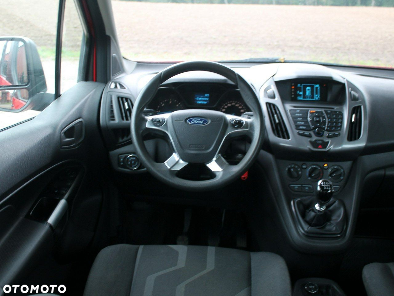 Ford Tourneo Connect - 9