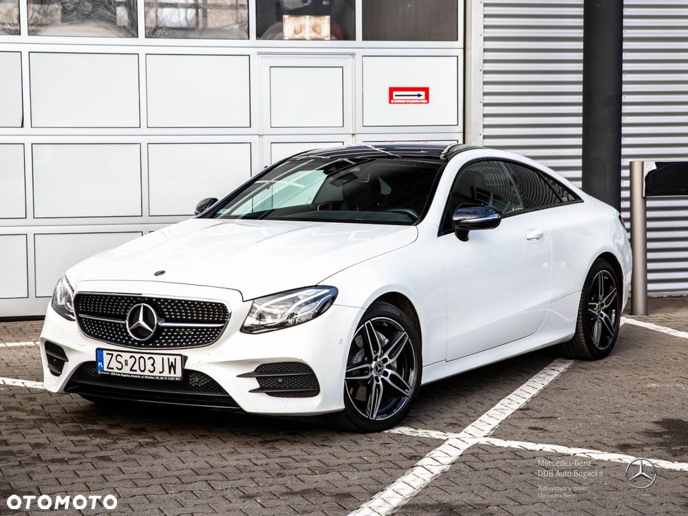 Mercedes-Benz Klasa E 220 d 4-Matic 9G-TRONIC - 4